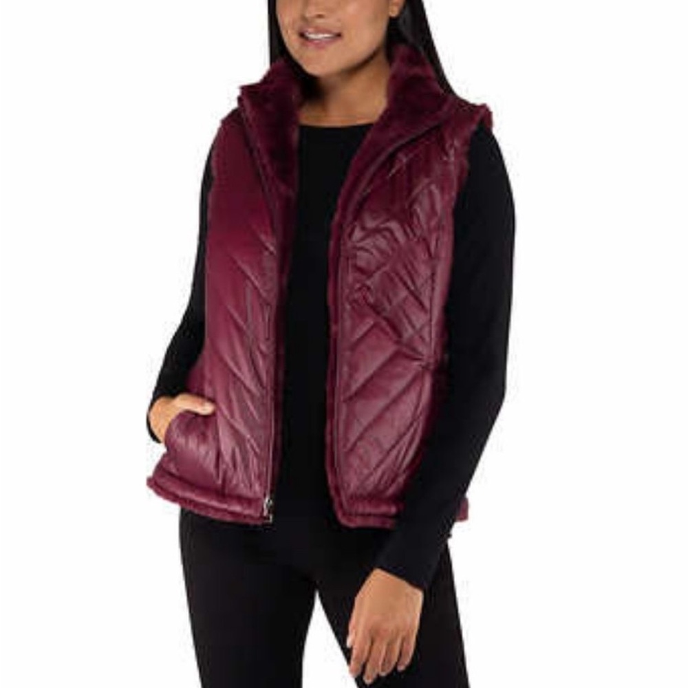 Nicole Miller Ladies' Reversible Wine Vest Sz. Sm.